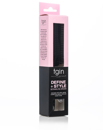 Define and Style Detangling Brush that detanlges with gentle bristles that defines curls.